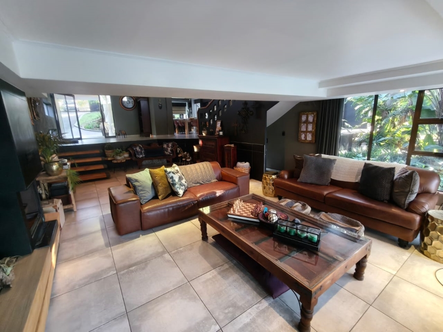 5 Bedroom Property for Sale in Protea Park North West